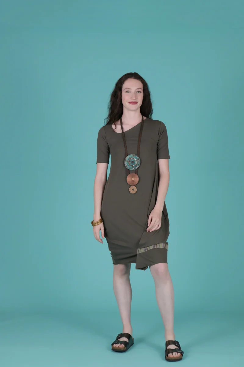 Abito Vinaccia (Art. 54/24) - immagine 2