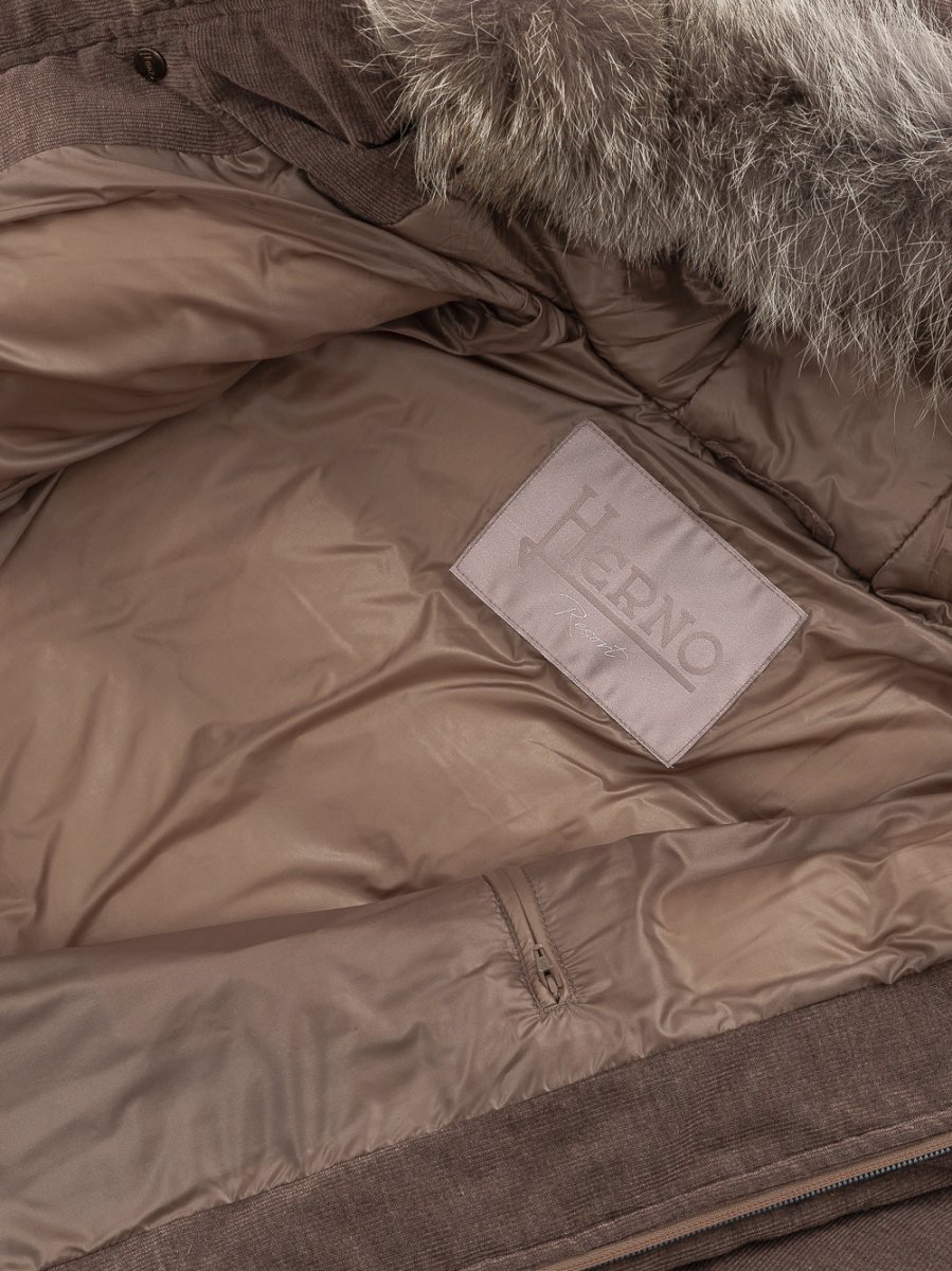 Bomber lungo con cappuccio e pelo rimovibile Herno - immagine 6