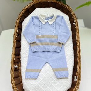 Tutina spezzata in filo con righe