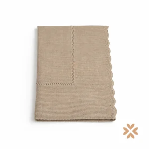 Copertina in filo con smerlo - Juliana