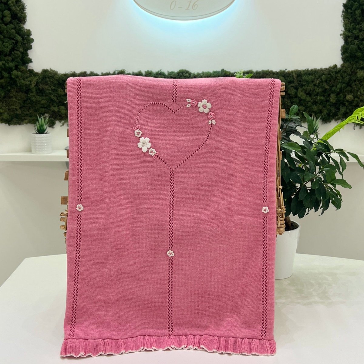 Coperta in lana cuore e fiori