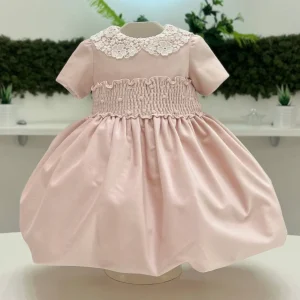 Abito in velluto e macramè