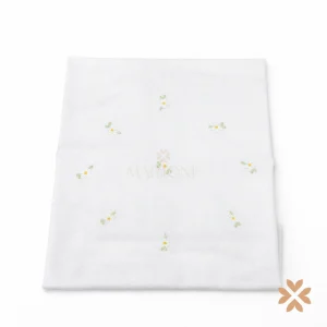 Copertina in filo con margherite - Teto e Tatta